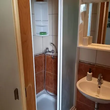 Studio Darija For 2 Persons S Terasom Wi-fi & Parking 아파트 *