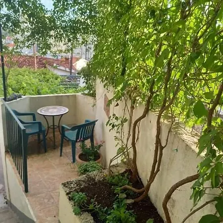 Apartmán Studio Darija For 2 Persons S Terasom Wi-fi & Parking Makarská