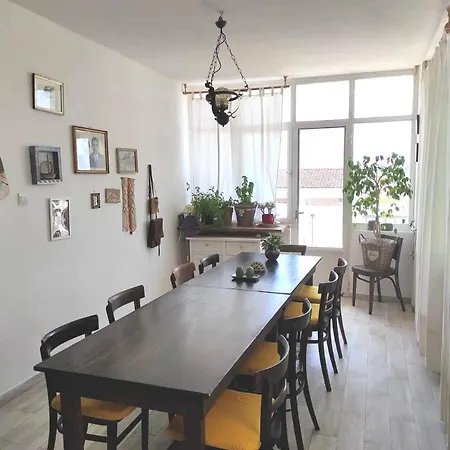Studio Darija For 2 Persons S Terasom Wi-fi & Parking Apartment Makarska